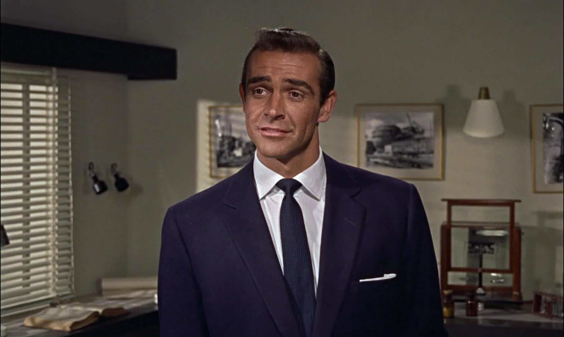 Sean Connery as Bond wears a classic fit suit