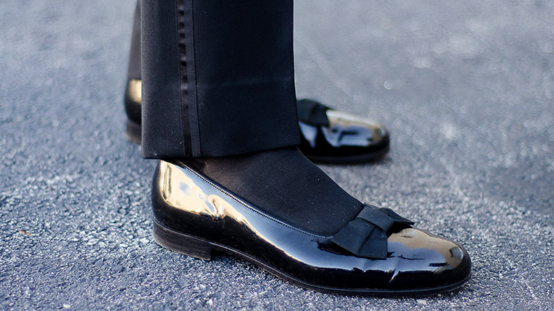 wearing opera pumps is specific to black-tie events